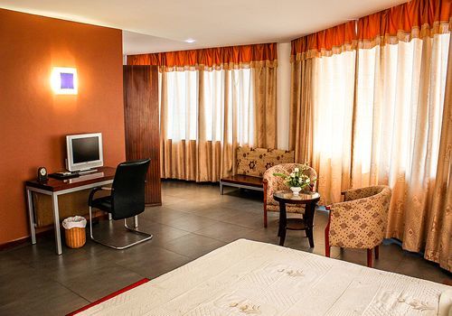 Maxlot Hotel Accra Exterior photo